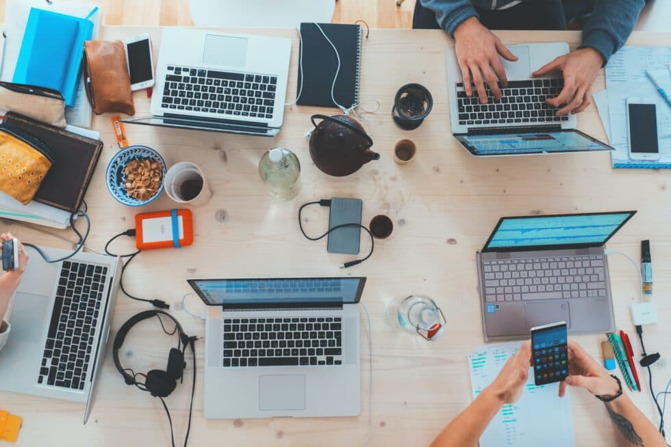 Native vs. Cross-Platform App Development: Choosing the Right Approach for Your Mobile App